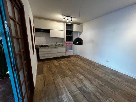 Imagem Linda e Diferenciada Casa no Jardim Botânico em São Pedro - SP