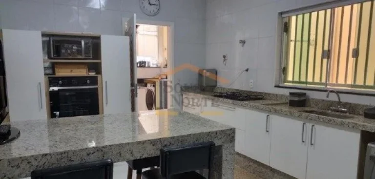 Imagem Sobrado lindo e totalmente reformado por dentro, com acabamento moderno e cheio de armários planeja...