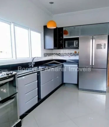 Imagem Sobrado, com 3 suítes, ampla varanda, living para 2 ambientes, escritório, lavabo, cozinha america...