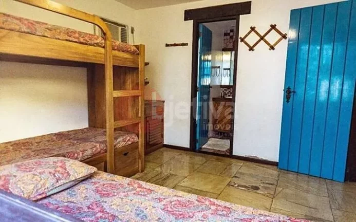 Imagem Casa com 9 dormitórios à venda, 1680 m² - São Bento - Cabo Frio/RJ