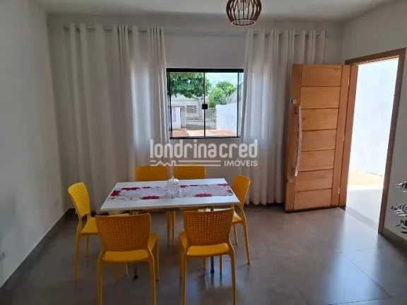 Imagem Casa à venda com 3 quartos, 2 banheiros e amplo terreno de 450 m² – conforto e espaço para toda a família