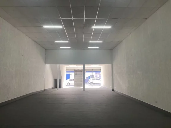 Imagem Galpão, 320 m² - venda por R$ 2.200.000,00 ou aluguel por R$ 14.588,00/mês - Centro - Suzano/SP