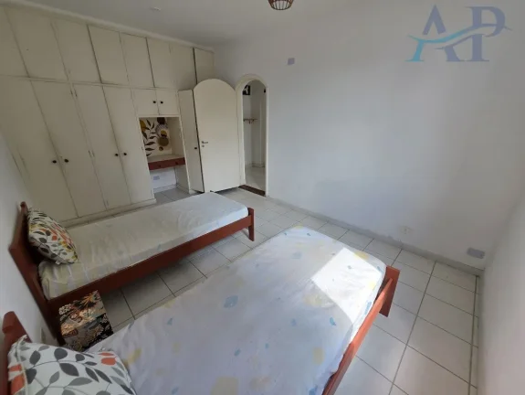 Imagem Apartamento no Canto do Forte em Praia Grande na Quadra da Praia