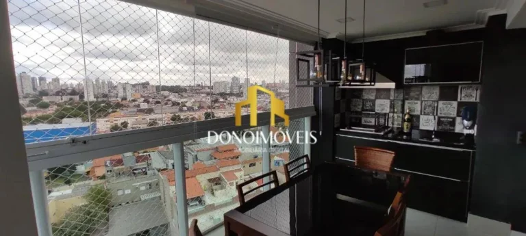 Imagem O apartamento no Condomínio SKY Patriani, em Santo André, tem 83m² e conta com 2 suítes, 2 vagas...