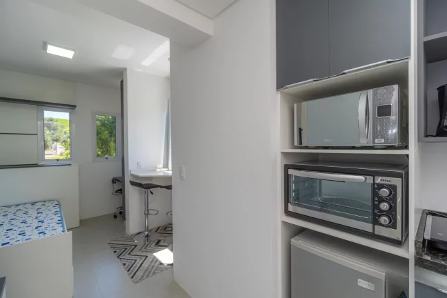 Imagem Studio mobiliado com 1 vaga no Mercês