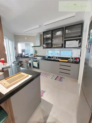 Imagem Casas no Litoral para venda em Bertioga no bairro Riviera de São Lourenço