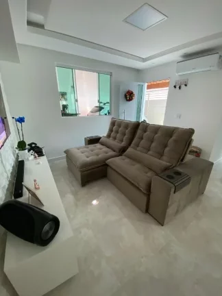 Imagem Sobrado com 2 dormitórios à venda, 120 m² por R$ 480.000,00 - Jardim Estela - Poá/SP