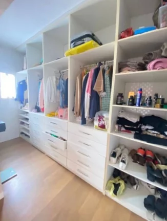 Imagem Casa à Venda no Bairro Farolândia - 3/4 com Suíte, Área Gourmet e Energia Solar!