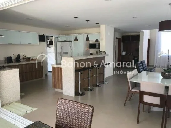 Imagem Casa à venda com 4 Quartos e 6 Banheiros no Swiss Park - Campinas/sp