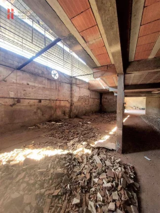 Imagem Galpão com 550 m² - venda por R$ 350.000 ou aluguel por R$ 3.000/mês - Parque Ulisses - Nova Iguaçu/RJ
