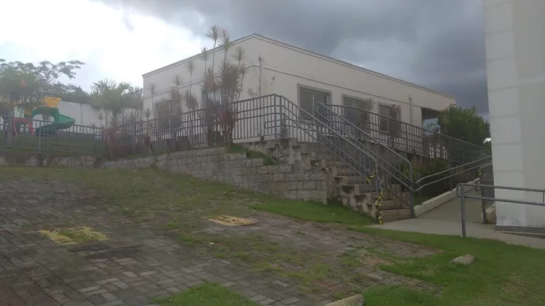 Imagem Apartamento Ótima Localização com 02 dormitórios, sala,, cozinha americana com armários, banhei...