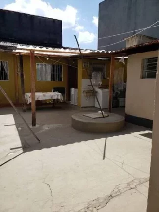 Imagem Casa térrea 124 m² de Construção e terreno de 10 x 25 Com 2 Casas