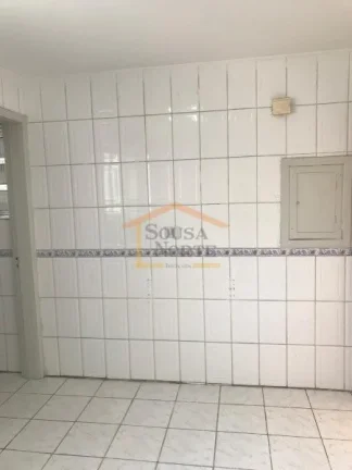 Imagem Apartamento com 3 dormitórios, sendo 1 de empregada e 2 com armários planejados, sala ampla para 2...