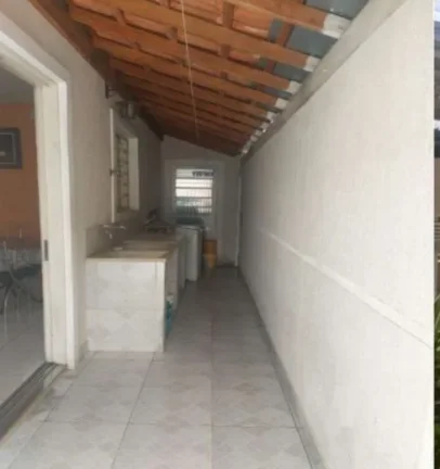 Imagem Casa Sobrado, 3 dormitórios ( 1 suíte), 6 vagas, Piscina - Bosque dos Eucaliptos - Sjc.