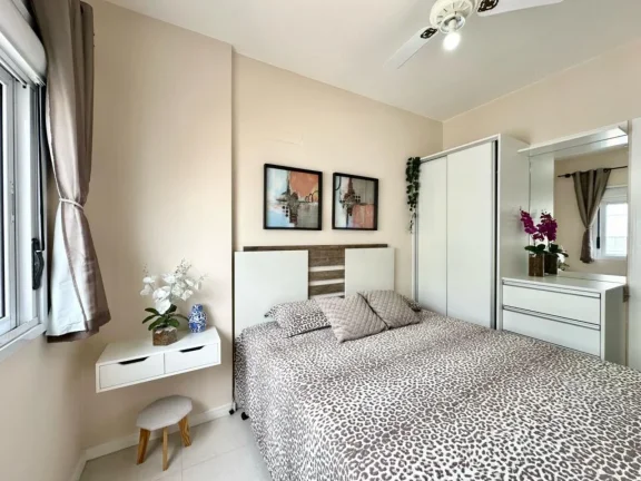 Imagem Apartamento 3 Dormitórios - Bairro Navegantes