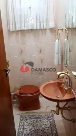 Imagem Sobrado à venda 3 Quartos, 3 Suites, 5 Vagas, 326M², Santa Maria, Santo André - SP