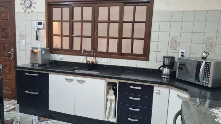 Imagem Casa com 3 dormitórios à venda, 263 m² por R$ 699.000 - Cidade Edson - Suzano/SP