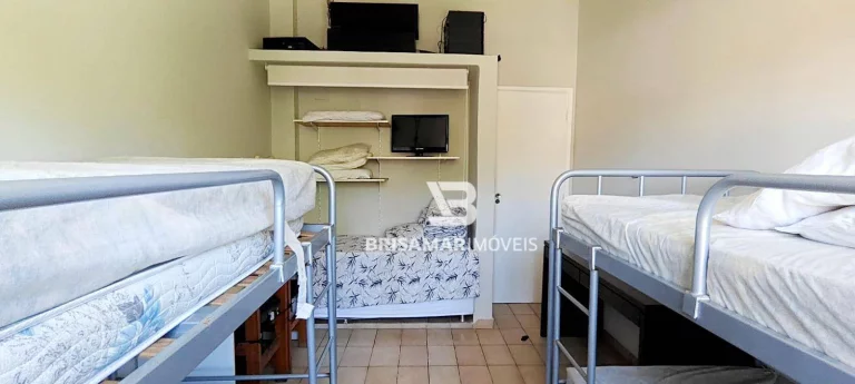 Imagem VENDA DE CASA EM CONDOMÍNIO FECHADO NA ENSEADA, GUARUJÁ – PÉ NA AREIA!