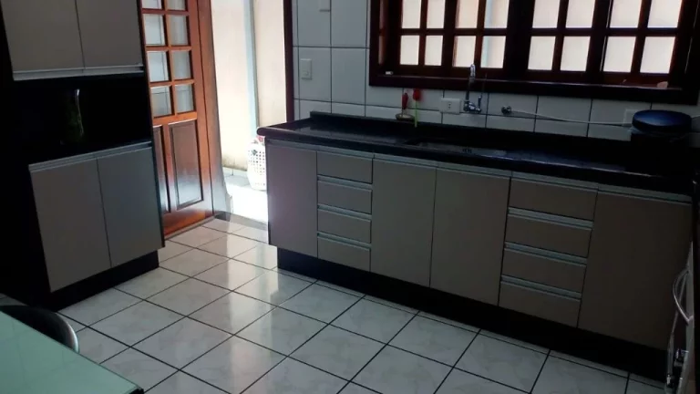 Imagem Sobrado com 3 dormitórios à venda, 112 m² por R$ 600.000,00 - Cidade Edson - Suzano/SP