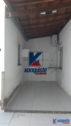 Imagem VENDO CASA 2/4 EM CONDOMÍNIO