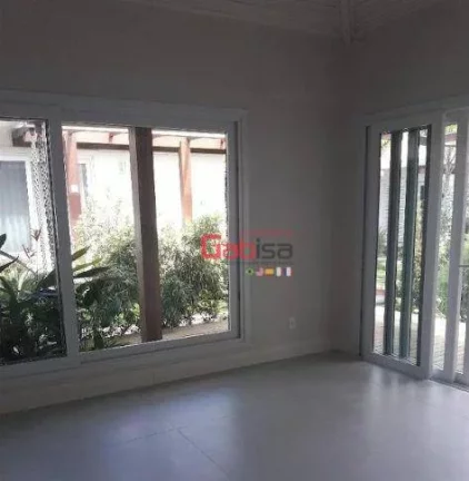 Imagem Casa com 4 dormitórios à venda, 110 m² por R$ 2.000.000,00 - Village de Búzios - Armação dos Búzios/RJ