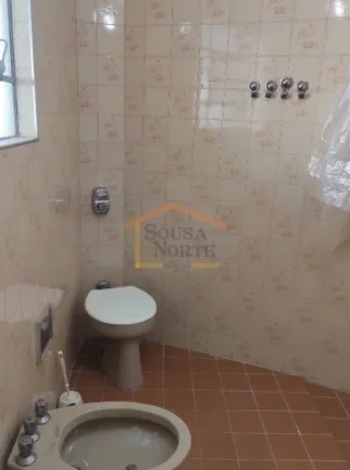 Imagem São 2 imóveis, um sobre o outro, exatamente iguais, cada um com 2 dormitórios, sala, varanda, coz...