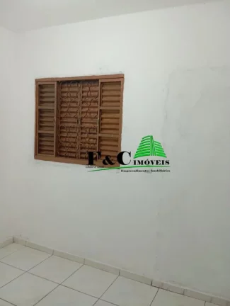 Imagem Casa para Venda em Limeira, JARDIM LAGO AZUL, 3 dormitórios, 1 banheiro, 1 vaga