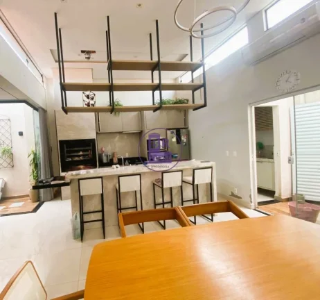Imagem Linda casa com no condomínio Terra nova