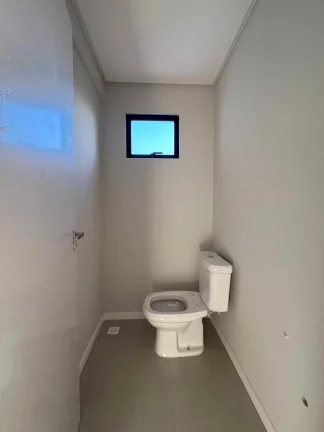 Imagem Apartamento com 3 dormitórios sendo 1 suíte e 2 vagas em Balneário Perequê/SC