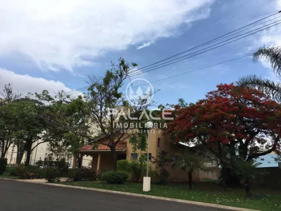 Imagem Excelente apartamento com sala com rack, 2 quartos com armários, banheiro com gabinete e box blinde...