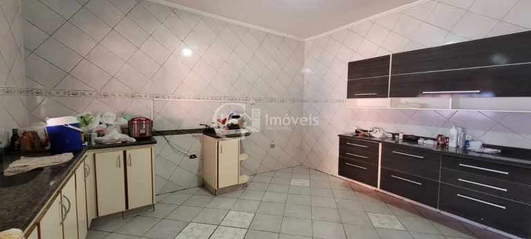 Imagem Casa à venda em Campo Grande-MS, bairro Coronel Antonino: 2 quartos, 1 sala, 2 banheiros, 2 vagas, 140m² de área. ¡Não perca!