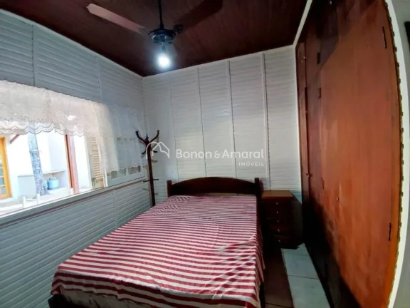 Imagem Excelente casa pré fabricada com 2.040 m² de terreno e construção 360 m², casa térrea com 5 do...