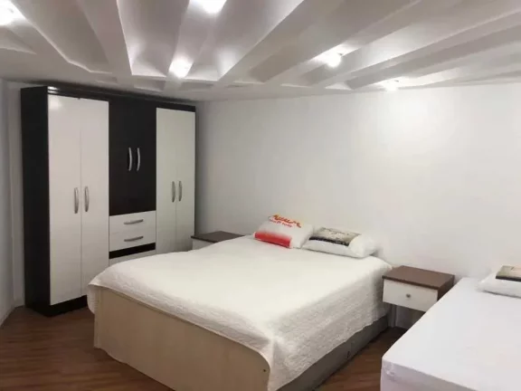 Imagem Cobertura duplex com 4 dormitórios sendo 1 suíte e 2 vagas de garagem em Balneário Camboriú/SC