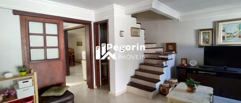 Imagem Sobrado à venda em Pinhais, Atuba, com 3 quartos, 85m²