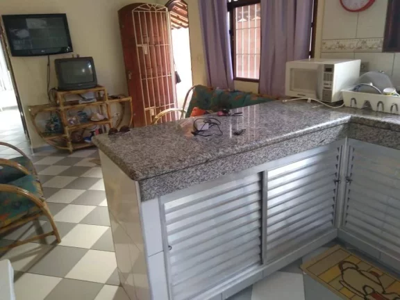 Imagem Casa com Edícula e corredor lateral na Praia Itanhaém 2 Dormitórios 1 Suíte