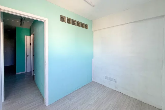 Imagem CQDJ 121 Sala 612651052-72 - Sala à venda no bairro Centro - Canoas/RS