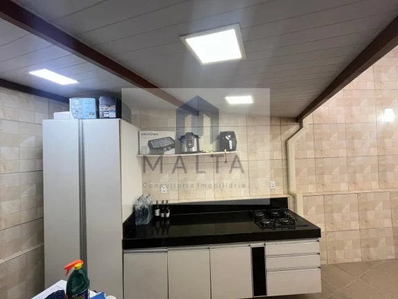 Imagem Casa Geminada para Venda em Belo Horizonte, Planalto, 3 dormitórios, 1 suíte, 3 banheiros, 2 vagas