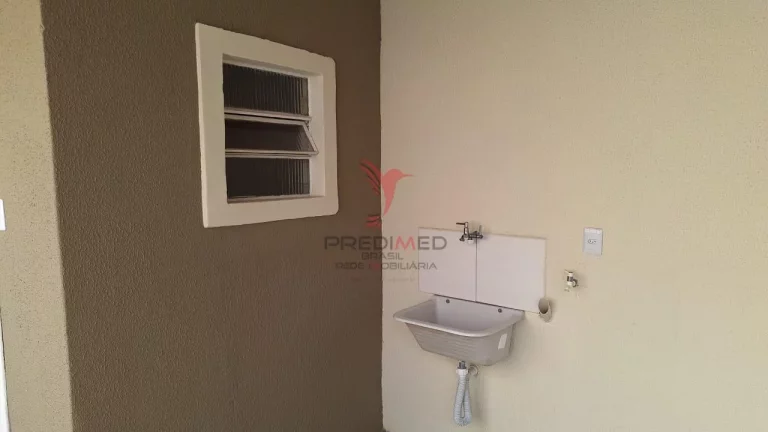 Imagem ...lt;br...gt;...Oacute;tima casa a venda com 3 quartos, sala de estar, sala de jantar, copa cozinha...