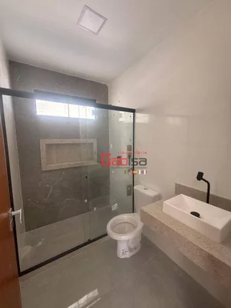 Imagem Casa com 3 dormitórios à venda, 125 m² por R$ 850.000,00 - Vila Sao Pedro - São Pedro da Aldeia/RJ