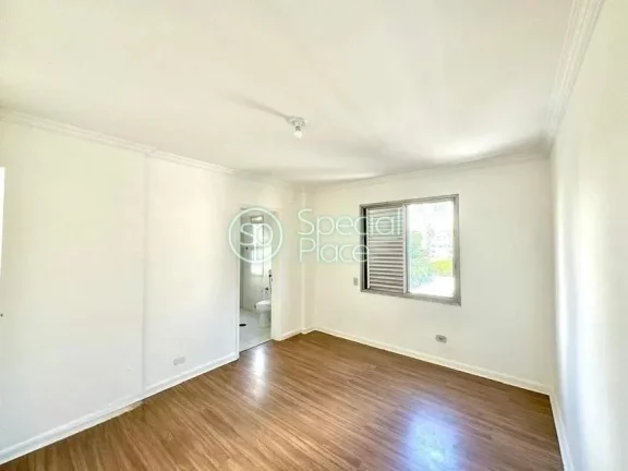 Imagem Ótimo apartamento com 137m² de área privativa, 3 dormitórios ( 1 suíte ) e 2 vagas na garagem. ...