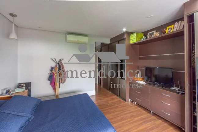Imagem Apartamento na Vila Romana com 4 quartos (3sui­tes) e 3 vagas, 177m²