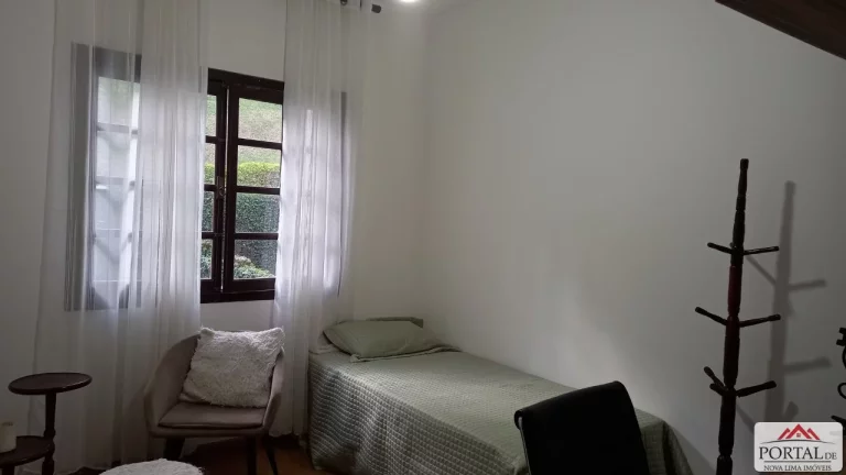 Imagem Esta linda casa a venda está localizada no Condomínio Vila do Ouro, em Nova Lima,