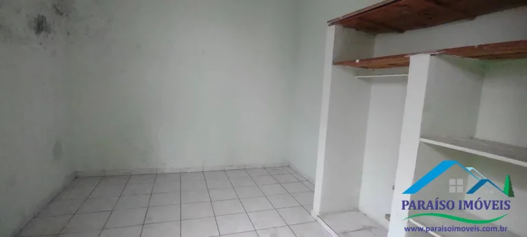 Imagem Ótima oportunidade: casa com 2 quartos no centro de Paraisópolis MG