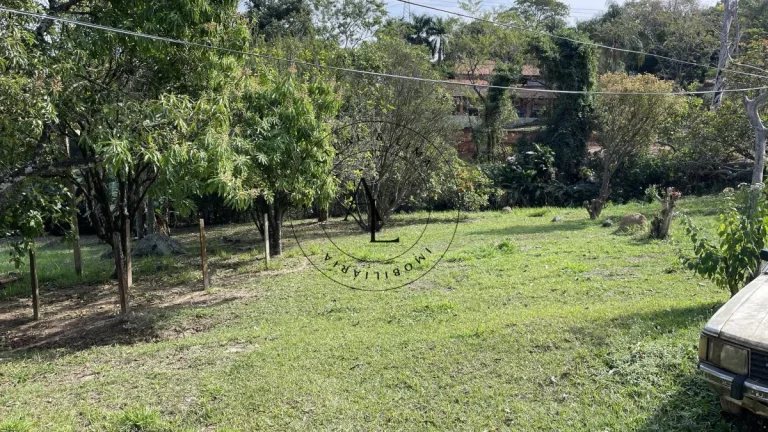 Imagem Chácara de 2.183 m2 com 2 Quartos, Sala, Cozinha e Banheiro – Oportunidade Imperdível!
