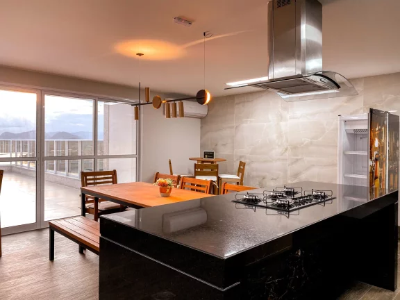 Imagem Apartamento Alto Padrão, 02 Quartos, 01 Suite, 01 Vaga de Garagem, Varanda Gourmet, Centro, Guarapari - ES
