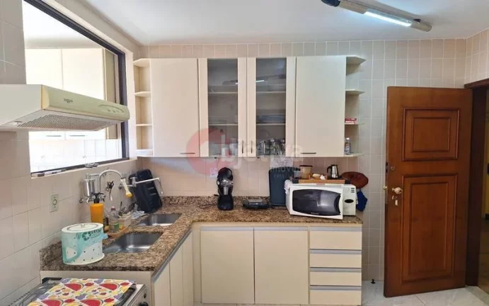 Imagem Lindo apartamento de 3 quartos a venda na passagem em Cabo Frio