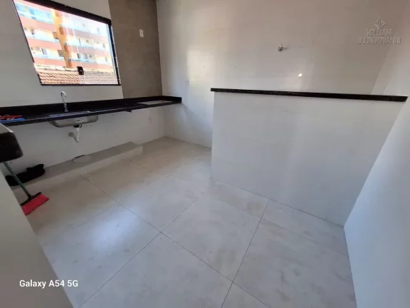 Imagem Sobrado em Condomínio 2 dormitórios sendo 2 suites no Boqueirão