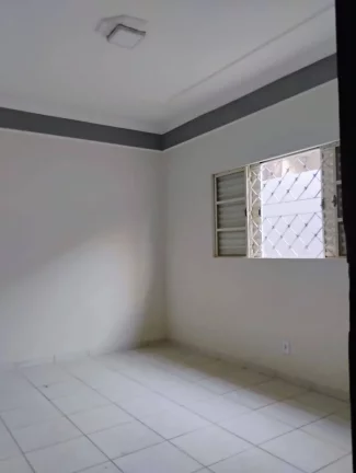 Imagem Linda casa 3 dormitorios - ACEITA corretores para auxilio de vendas