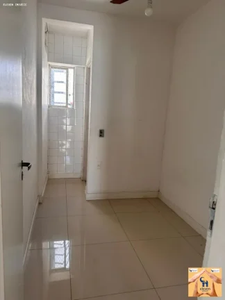 Imagem Apartamento para Venda em Salvador, Ondina, 3 dormitórios, 1 suíte, 3 banheiros, 3 vagas