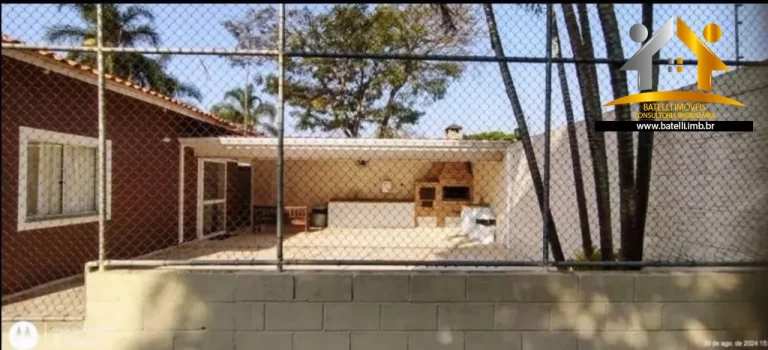 Imagem Casa à venda e locação no condomínio Jardim Europa na Granja Viana - Batelli Imóveis